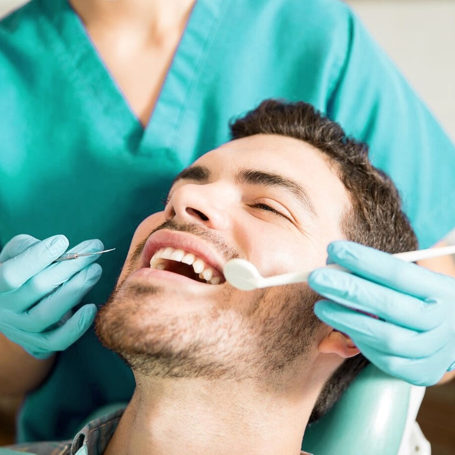 Teeth Cleaning Six Point Dental